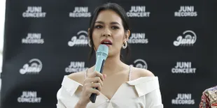 Panggung Raisa Live in Concert Akan Setara dengan Panggung Ed Sheeran Saat Tampil Di GBK