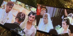 Panji Trihatmodjo - Varsha Strauss Foto Keluarga Usai Akad, Mayangsari Tak Tampak