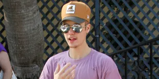 Paparazzi Yang Ditabrak Justin Bieber Buka Suara