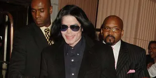 Michael Jackson Tewas di Tangan Pembantu?