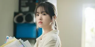 Park Bo Young Belajar Merokok Demi Peran di 'MELO MOVIE', Arah Jarinya Pun Jadi Perhatian
