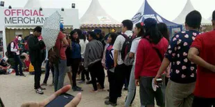 Parkir Membludak, SONE Rela Jalan ke Tempat Konser Girls Generation