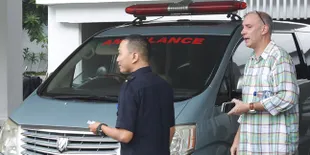 Pasca Diformalin, Jenazah Bondan Winarno Dibawa ke Rumah Duka