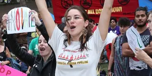 Pasca Keluar Dari Penjara, Shailene Woodley Masih Tetap Berdemo