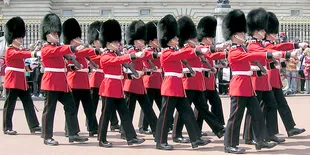 Pasukan Kerajaan Inggris Mainkan Lagu Game of Thrones