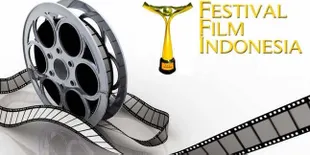 Pawai Artis Sambut FFI 2013 di Semarang