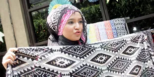 Pemasungan Marshanda, Rekayasa Agar Terlihat Gila