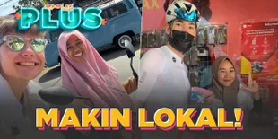 Pembalap MotoGP Di Lombok Makin 'Warlok', Bonceng 3 - Beli Simcard