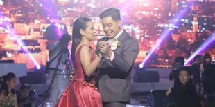 Pemberkatan Pernikahan, Edric Tjandra Sampai Berlutut Saat Berdoa