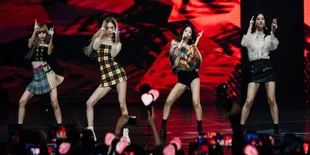 Penampilan BLACKPINK Disambut Histeris Fans