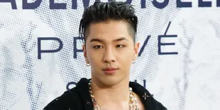 Penampilan Terbaru Taeyang Big Bang Sepulang Wamil, Berkepala Botak &#38; Tetap Ganteng Menawan