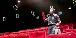 Pencegahan Virus Corona, Jaringan Bioskop Indonesia Lakukan Penyemprotan Disinfektan - Sediakan Hand Sanitizer Gratis