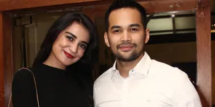 Pendarahan, Shireen Sungkar Tak Boleh Turun Dari Tempat Tidur