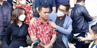 Pengadilan Kabulkan Permohonannya Jadi Wali Gala Sky, Haji Faisal Menangis