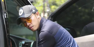 Pengakuan Ruri Repvblik Pernah Beli Sepatu Sneakers KW