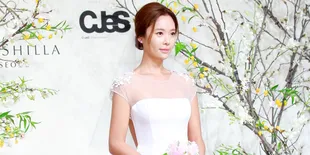 Pengantin Baru Hwang Jung Eum Nikmati Honey Moon Romantis