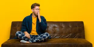 Hukum Tidur Setelah Subuh, Begini Penjelasan dan Sebab Pelarangannya