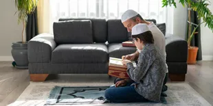 Penjelasan Surat Al Humazah Artinya Pengumpat, Ketahui Juga Isi Kandungan dan Keutamaan dalam Membacanya