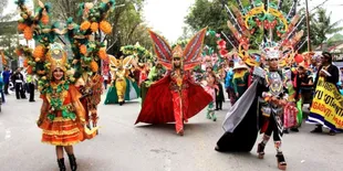 Penuh Kemeriahan, Warga Bontang Pamerkan Ragam Kreativitas Menarik di Bontang City Carnival (BCC) 2023
