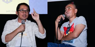 Penulis 'Tuhan, Izinkan Aku Menjadi Pelacur!' Tak Percaya Hanung Bramantyo Mau Adaptasi Novelnya Menjadi Film