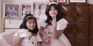 Penyanyi Kembar Nikhita Nishita Bangga Rilis Lagu Ciptaan Melly Goeslaw