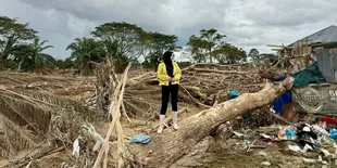 Penyanyi Novi Rizky Sampaikan Bantuan untuk Korban Bencana Alam di Aceh & Sumatera