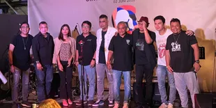 Penyanyi Rio Adiwardhana Libatkan Aldi Taher Sebagai Model di Video Musik 'Cinta Tak Harus Memiliki'