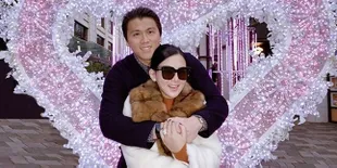 Perdana Bikin Vla Puding Untuk Reino Barack, Syahrini: Dia Hanya Mau Dessert SAH Buatan Istri