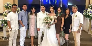 Perdana! Sheila Marcia Unggah Foto Momen Pernikahan Bersama Suami, Sederhana Tapi Manis
