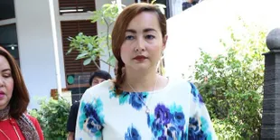 Pergi Jauh ke Australia, Dewi Rezer Ternyata Sedang...