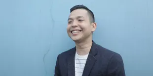Perlahan Tapi Pasti, Ernest Prakasa Ingin Mundur Jadi Aktor
