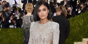 Pertama Kali Hadiri Met Gala, Ini Yang Dirasakan Kylie Jenner