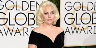 Pertama Kali Masuk Nominasi Oscar, Intip Gaun Cantik Lady Gaga