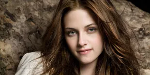 Perubahan Gaya Kristen Stewart Sejak Membintangi Twilight