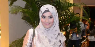 Pesan Elma Theana Untuk AA Gatot Yang Ada di Dalam Tahanan
