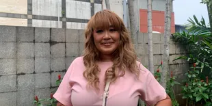 Pinkan Mambo Curhat Perjuangan Jadi 'Lisa BLACKPINK' di Jalanan