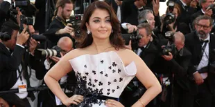 Pinky! Lucunya Aaradhya Saat Digandeng Aishwarya Rai & Sang Bibi