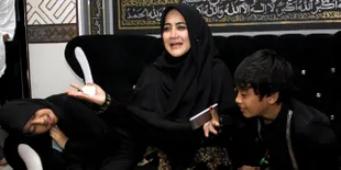 Pipik Dian Irawati: Pemadam Kebakaran Telat Datang