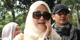 Pipik Doakan Orang Yang Menyebar Isu Miring Tentangnya