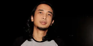 Piyu Belum Pastikan Istrinya Rusak Rumah Mertua Dian Sastro