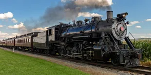 Polandia Punya Kereta yang Akan Mengantarmu ke Surga!