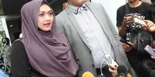 Polisi Akan Dalami Alasan Edies Adelia Ke Singapura