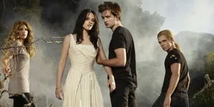 Poster Twilight Saga Dari Tahun ke Tahun