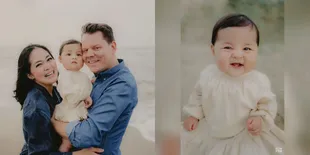 Potret Cantik Baby Nova, Anak Gracia Indri yang Wajahnya Bule Banget