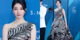 Potret Cantik Bae Suzy di Red Carpet Baeksang Arts Awards 2025, Kembali Jadi Pembawa Acara