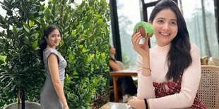 Potret Cantik Bulan Sutena yang Kerap Tampil dengan Makeup Tipis Tapi Selalu Memukau