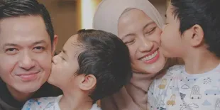 Potret Keluarga Harmonis Alyssa Soebandono dan Dude Harlino, Disebut Pasangan Panutan!