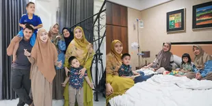 Potret Oki Setiana Dewi Kembali Kumpul Keluarga Bareng Ibu dan Adik-Adiknya, Bahagia Bertemu Keponakan
