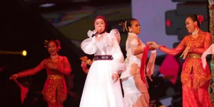 Potret Penampilan Perdana Lesti Kejora di Televisi Usai Melahirkan Baby Leslar: Alhamdulillah Senang