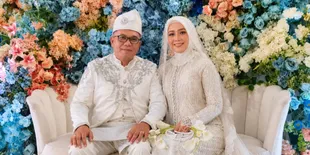 Potret Resepsi Pernikahan Artis Andrigo & Tengku Titin di Riau
